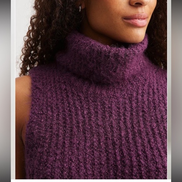 Nakd Knitted Turle Neck Maxi Dress size small - Picture 4 of 8